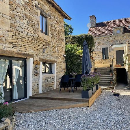 Le Mas De Carrie Bed and Breakfast Parisot  Exteriör bild
