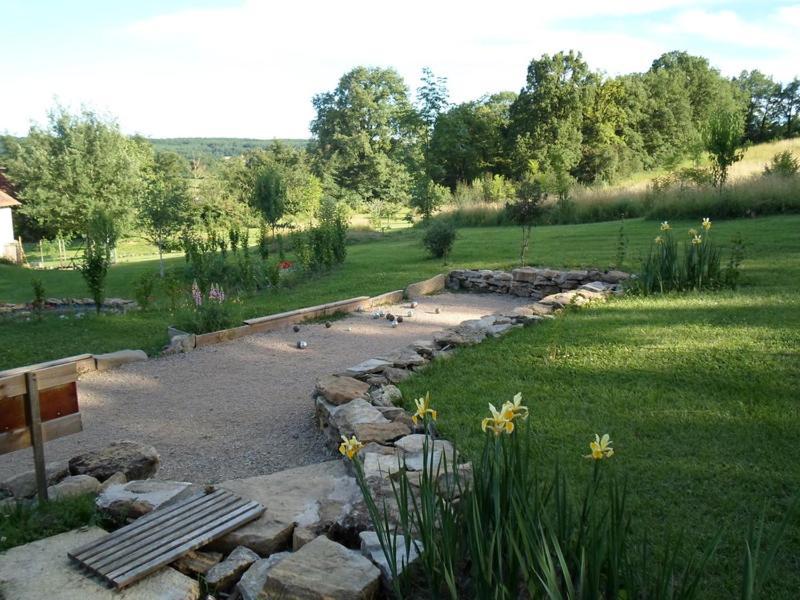 Le Mas De Carrie Bed and Breakfast Parisot  Exteriör bild