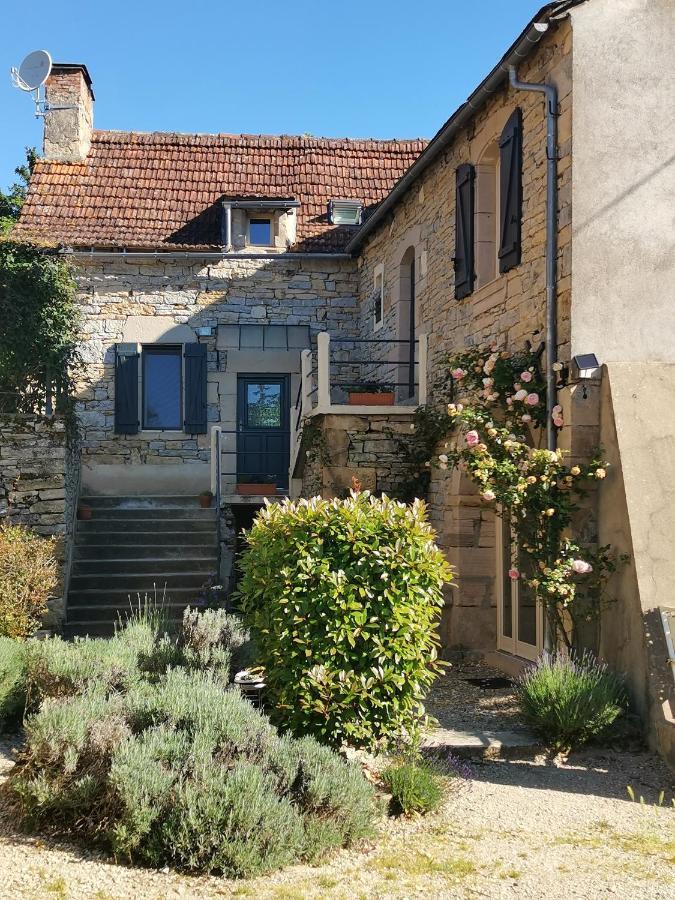 Le Mas De Carrie Bed and Breakfast Parisot  Exteriör bild