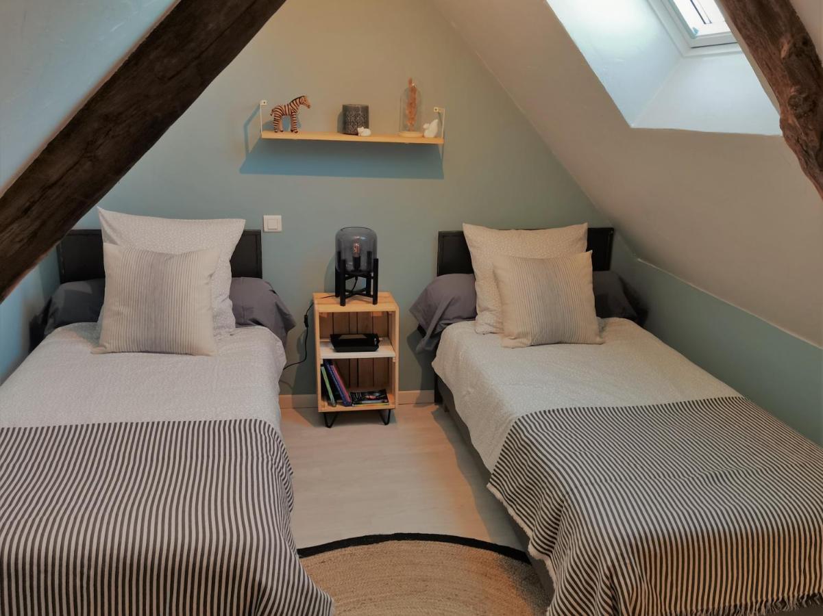Le Mas De Carrie Bed and Breakfast Parisot  Exteriör bild