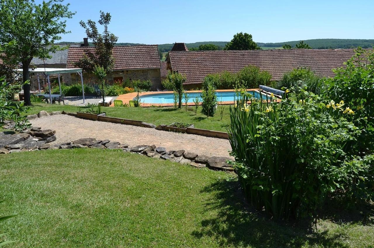 Le Mas De Carrie Bed and Breakfast Parisot  Exteriör bild