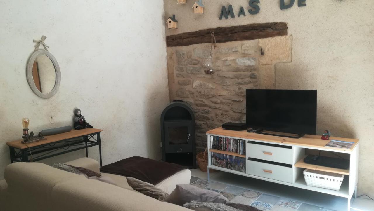Le Mas De Carrie Bed and Breakfast Parisot  Exteriör bild