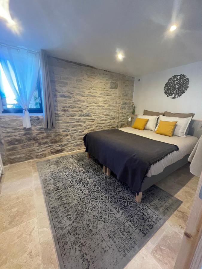 Le Mas De Carrie Bed and Breakfast Parisot  Exteriör bild