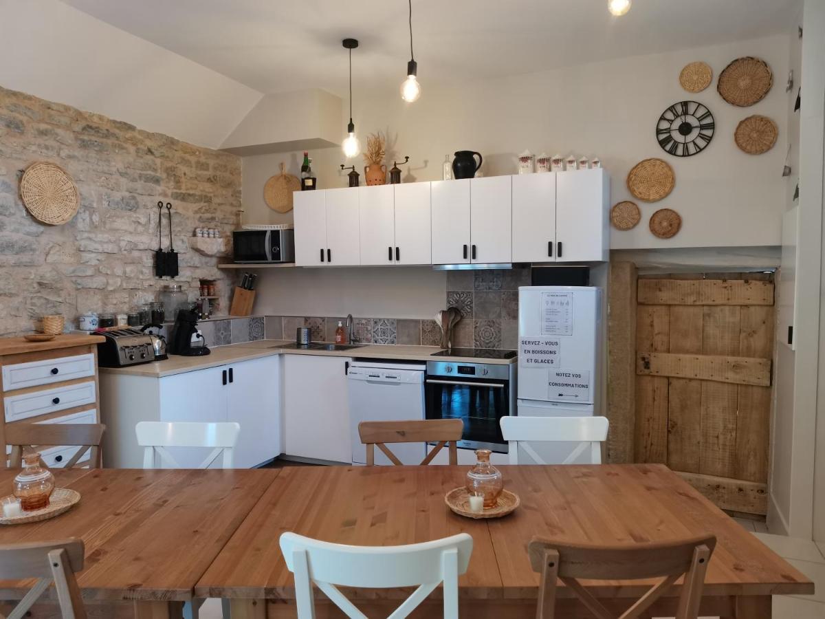 Le Mas De Carrie Bed and Breakfast Parisot  Exteriör bild